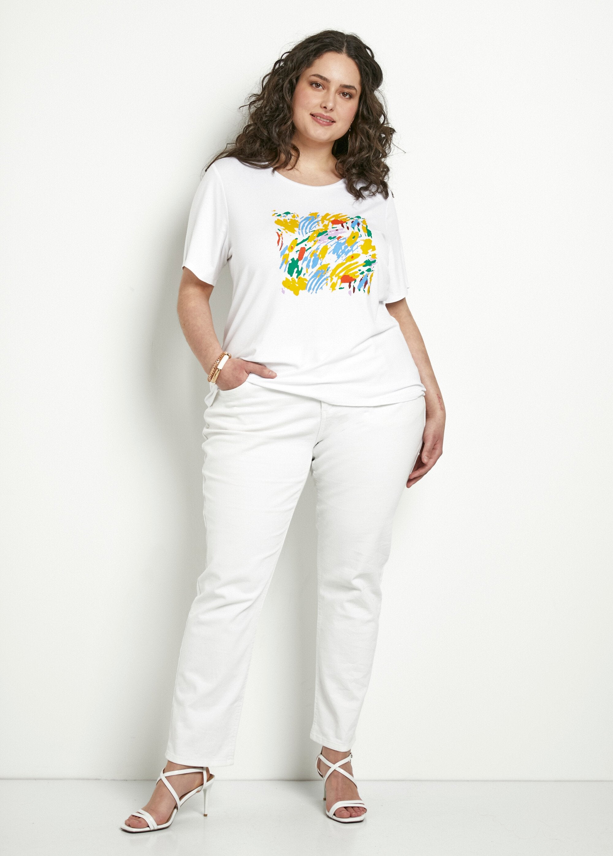 White_short_sleeve_patterned_t-shirt_White_background_SF1_curvy