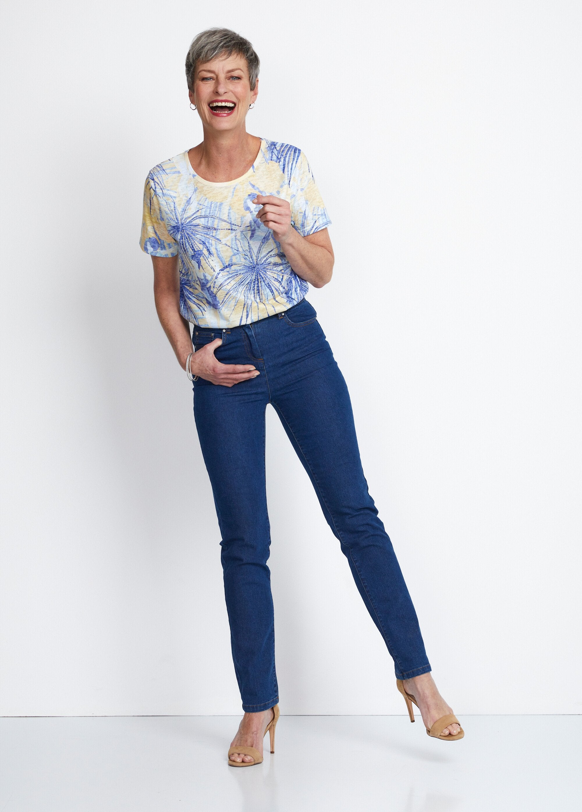 Short_patterned_and_rhinestone_t-shirt_Yellow_and_blue_SF1_slim