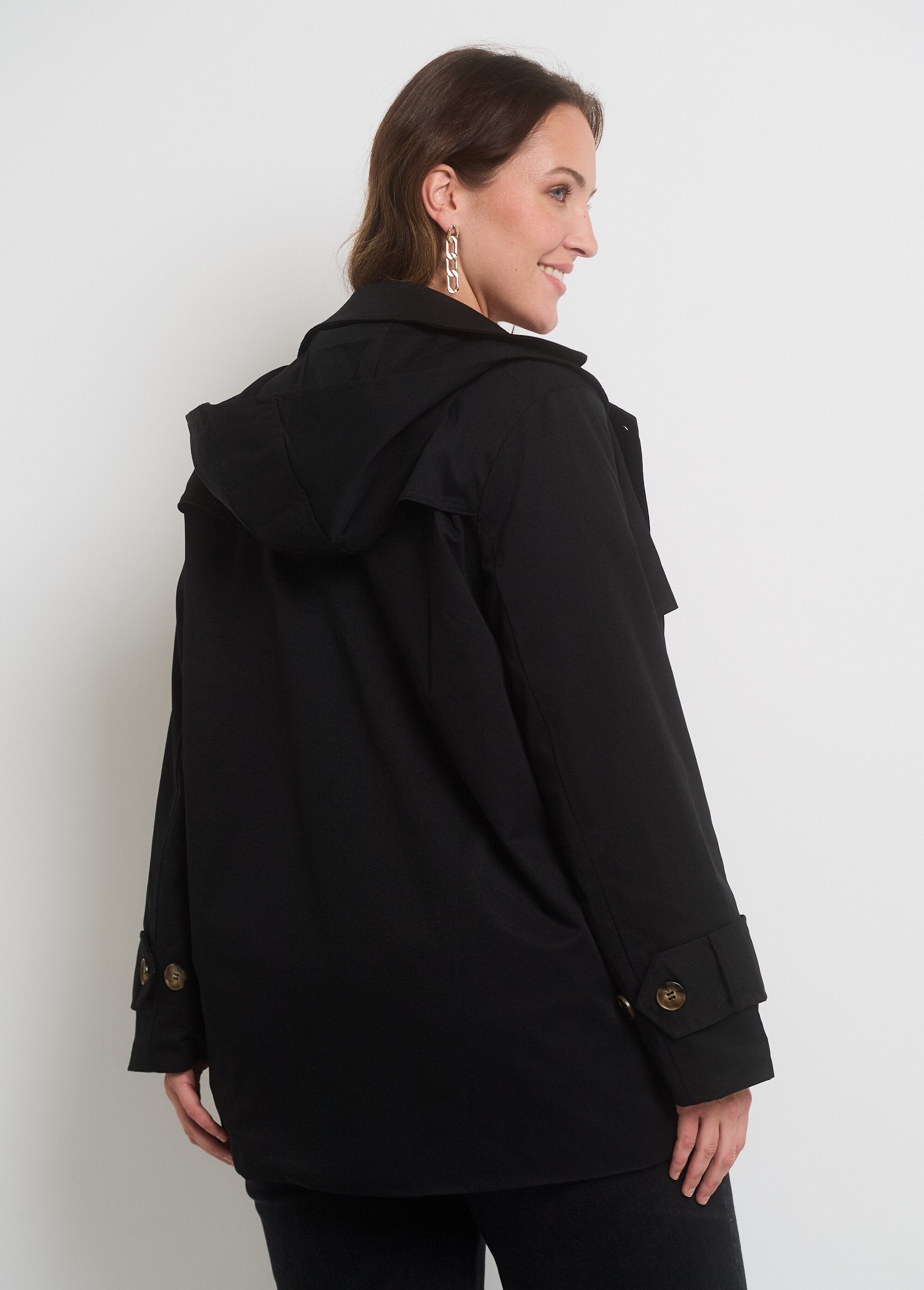 Double-breasted_hooded_trench_coat_Black_DO1_curvy