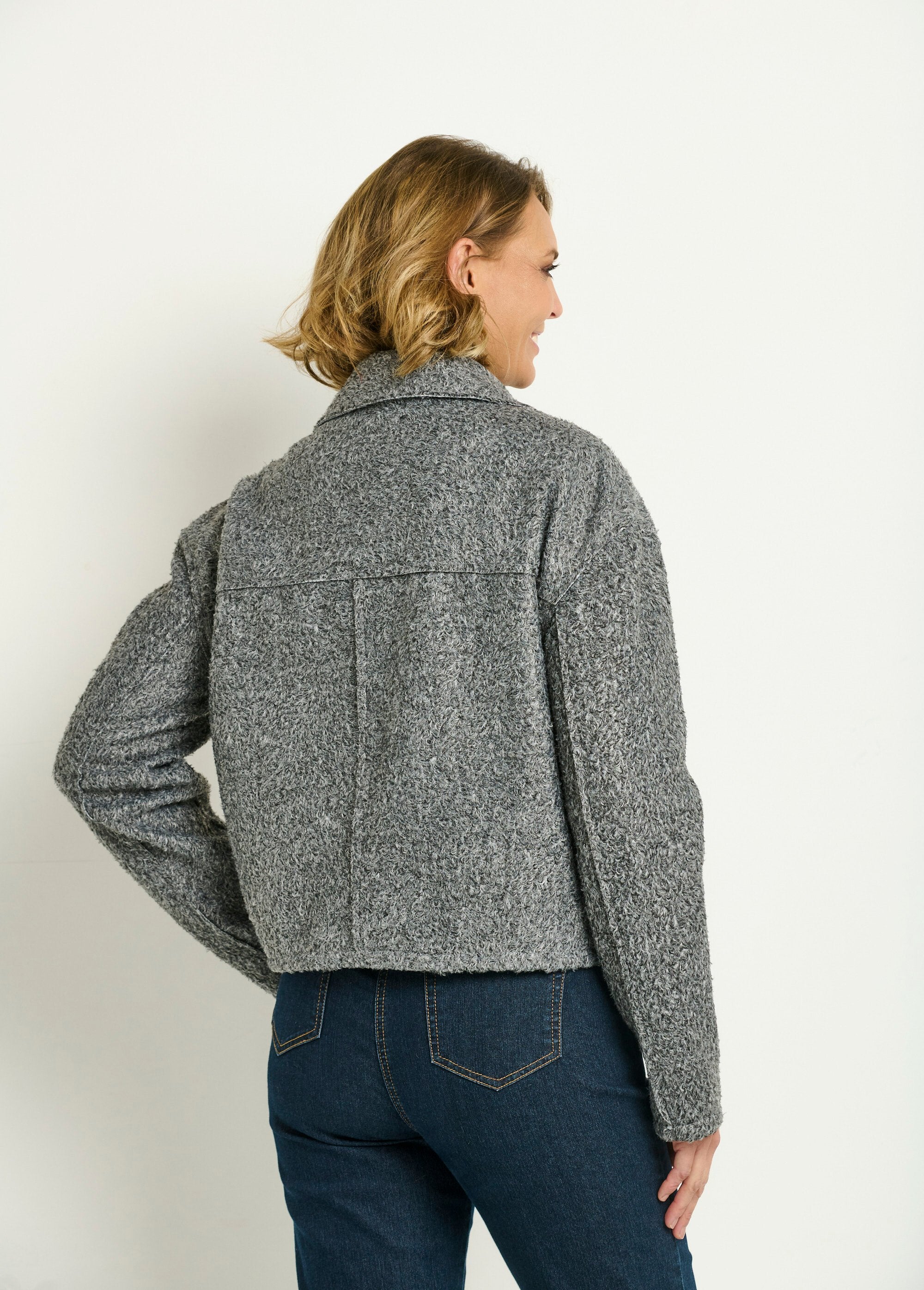 Short_zipped_jacket_in_bouclette_Gris_DO1_slim