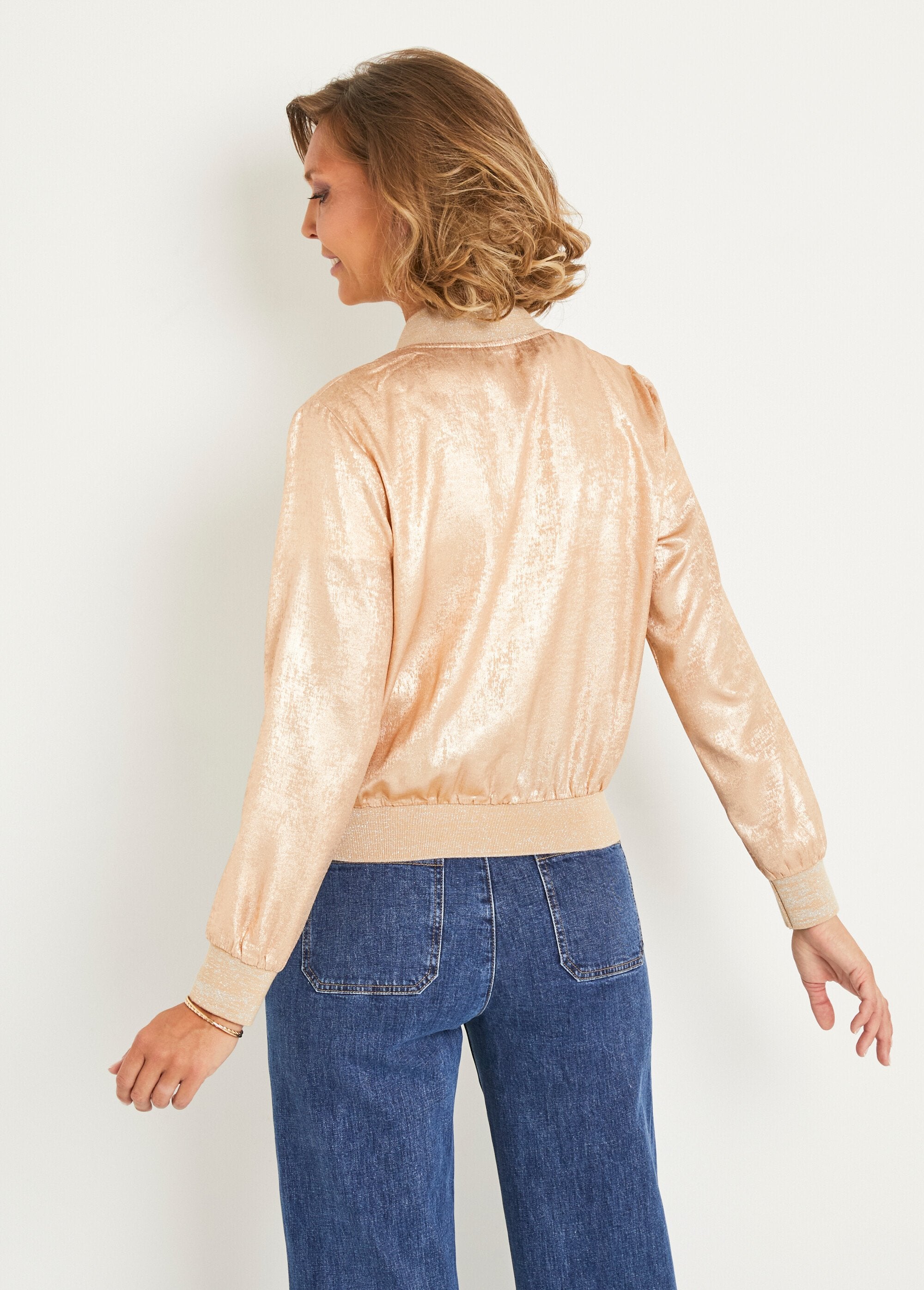 Lightweight_zip-up_bomber_jacket_Golden_DO1_slim